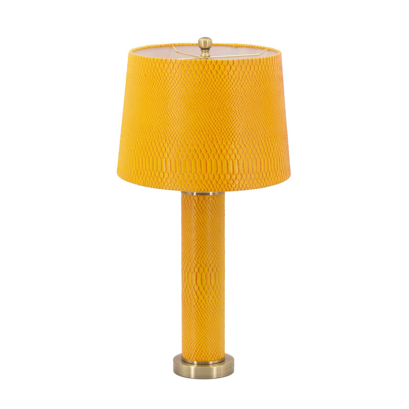 Lampe de table en métal
