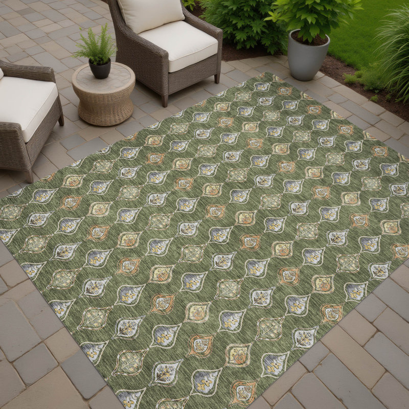 Machine Washable Indoor/Outdoor Chantille ACN2632 Floral Rug, Olive, 2'6" x 3'10"