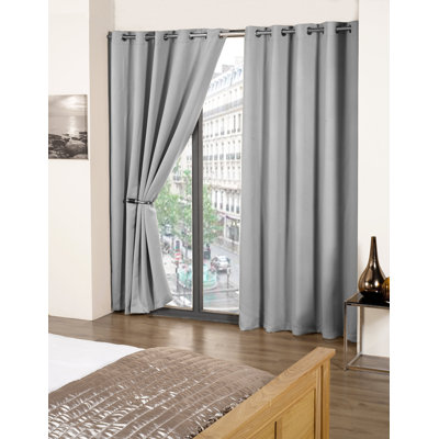 Lloyd Harbor Eyelet Blackout Thermal Curtains