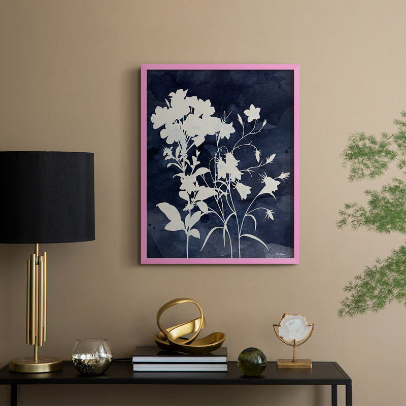Indigo Botanical II, reproduction encadrée revisitée - bois massif, H 21 po x l 17 po, Rose