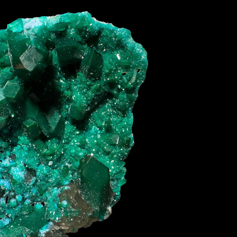 Dioptase on Calcite With Plancheite