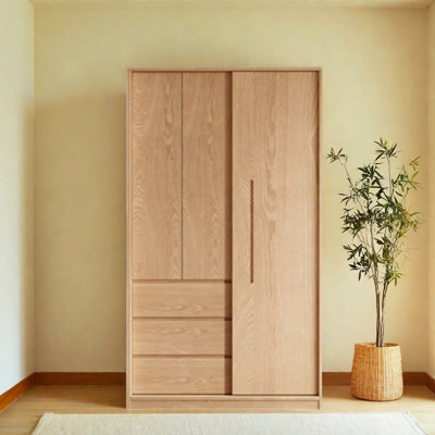 Garde-robe simple en bois