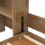 Grand lit escamotable en bois - Lit rabattable peu encombrant avec décor à persiennes et tablettes de rangement multifonction