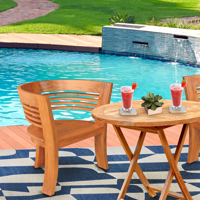 Half Moon Outdoor Lounge Chair
