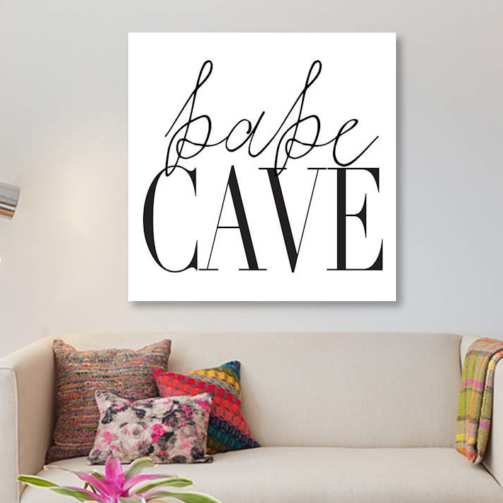 « bébé cave i », art textuel sur toile, H 48 po x l 48 po x P 1,5 po