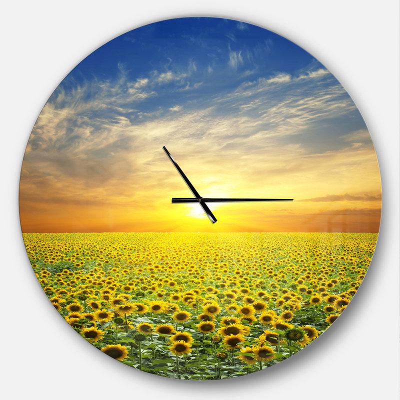 Beau coucher de soleil sur un champ de tournesols - horloge murale moderne, Surdimensionné