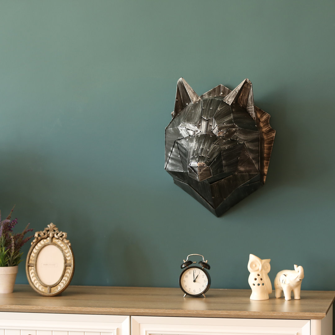Metal Sculpture Wolf Wall Décor