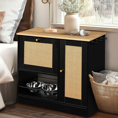 Table d'alimentation pour animaux avec 2 bols surélevés pour chien, rangement caché, crochets latéraux à finition noire, construction, rangement