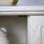 Armoire de rangement avec 3 portes en miroir en acrylique, buffet avec tablettes réglables, fabriquée avec des stratifiés décoratifs et un support en panneau de fibres à densité moyenne-990179996