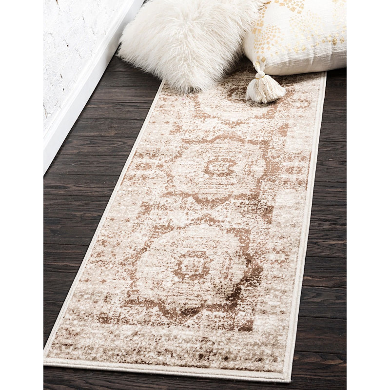 Majestic Oriental Indoor Rug, Runner 2' x 6'