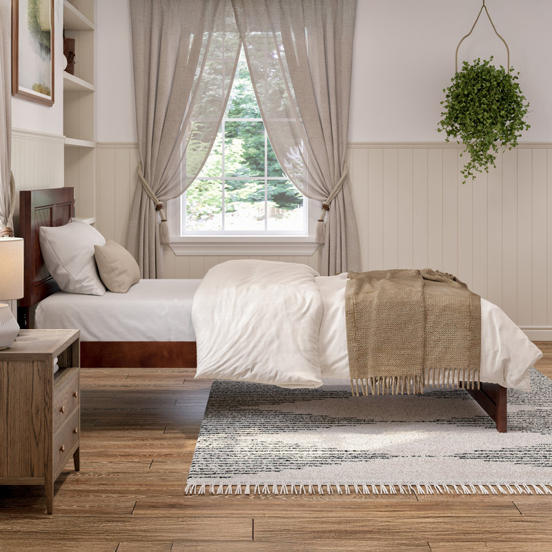  Lit plateforme en bois massif Jeinny avec pied de lit assorti, Simple TG, Noyer