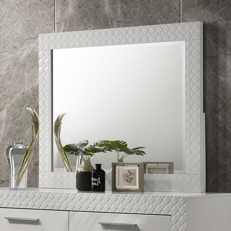Miroir Bokard, Blanc