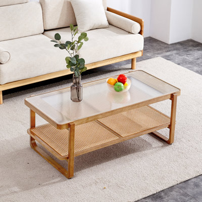 Table basse Mid-Century moderne en verre cannelé 45 po avec tablette en rotin