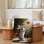 Toile, petit lapin moelleux avec fourrure de couleur crème veloutée, art mural debout sur ses pattes arrières-597206750