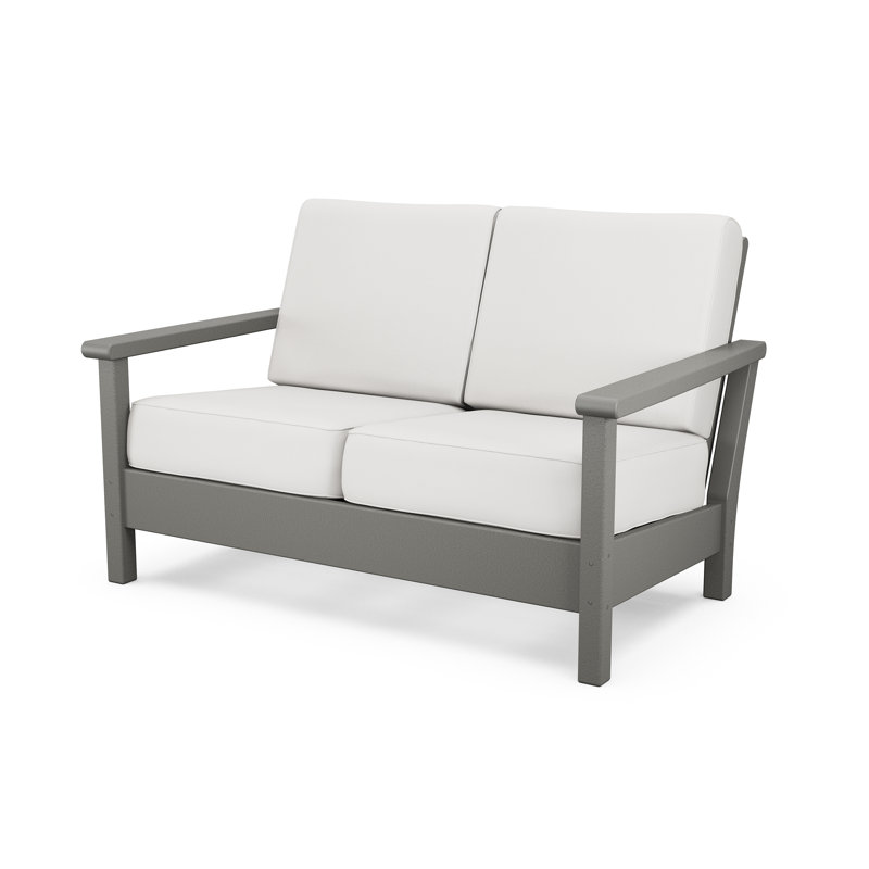 Causeuse d'extérieur 52,25 po avec coussins Harbor, Naturel, Gris ardoise