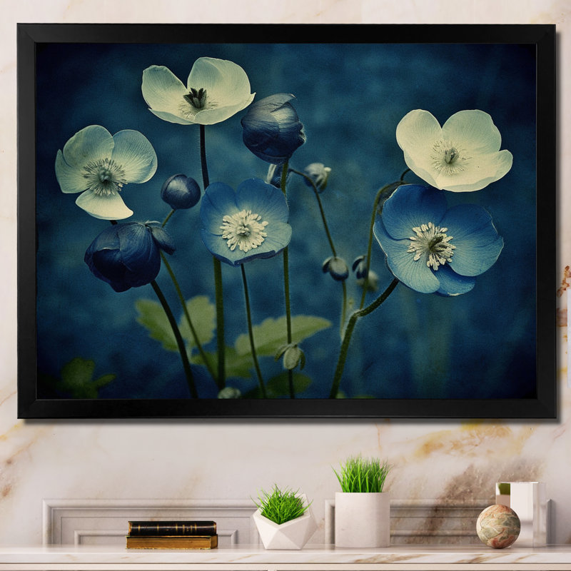 «Blossoming Buttercup Flowers» - impression rétro, H 12 po x l 20 po x P 1 po, Cadre simple noir