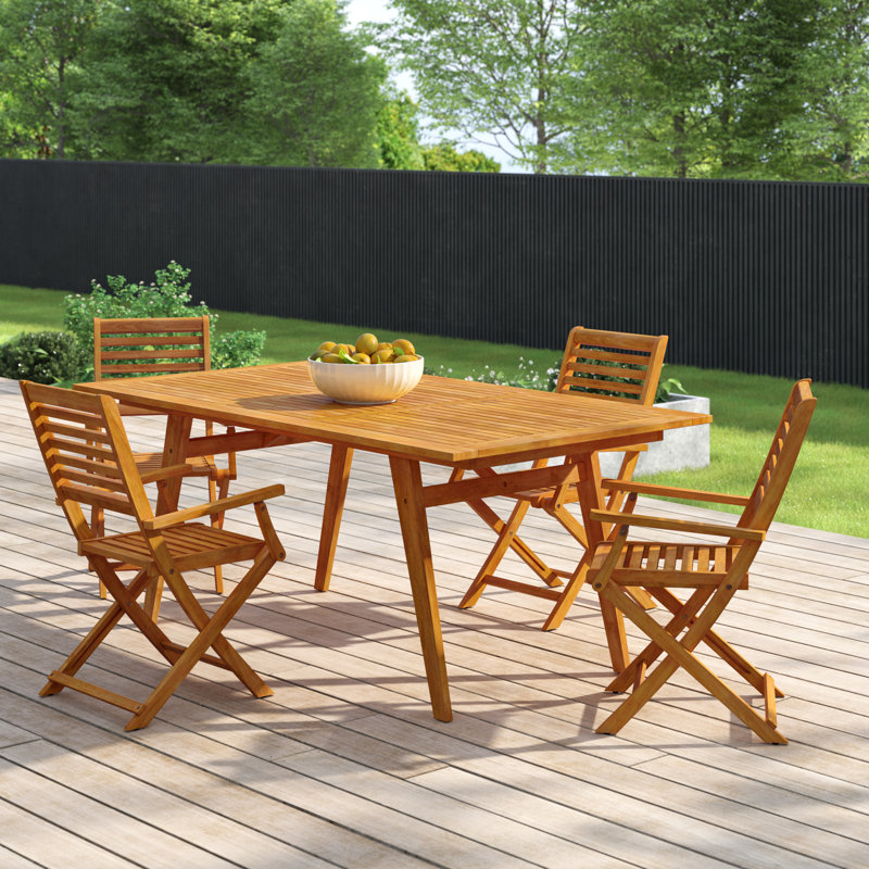 Ensemble repas 5 pièces pour patio comprenant une table rectangulaire d'extérieur en bois d'acacia et 4 chaises pliantes à accoudoirs, 40 x 72 pouces, huile naturelle