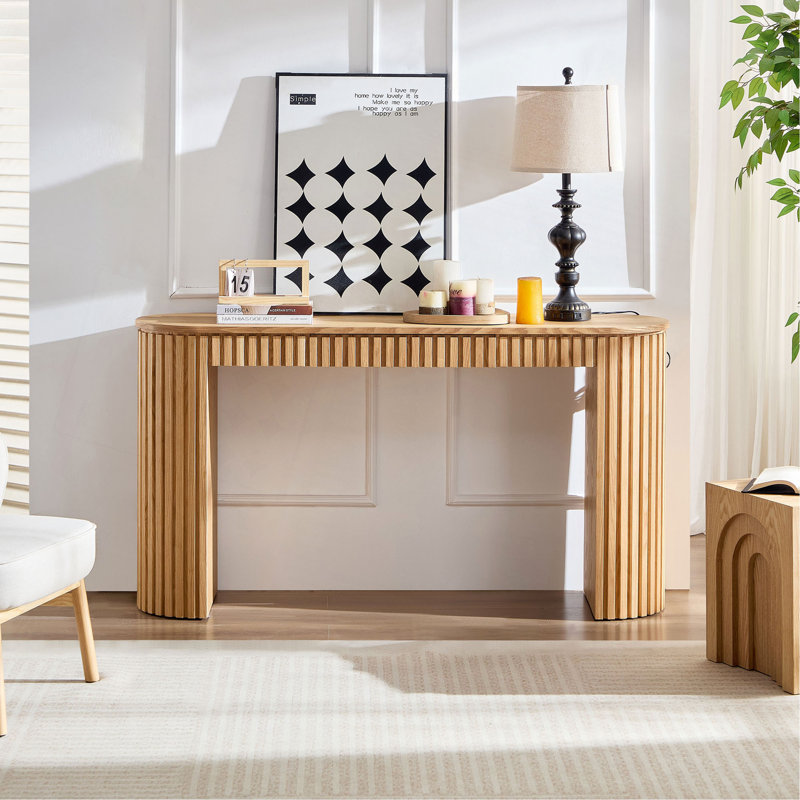 Console moderne avec tiroir et conception unique à rayures verticales, derrière le canapé, Naturel
