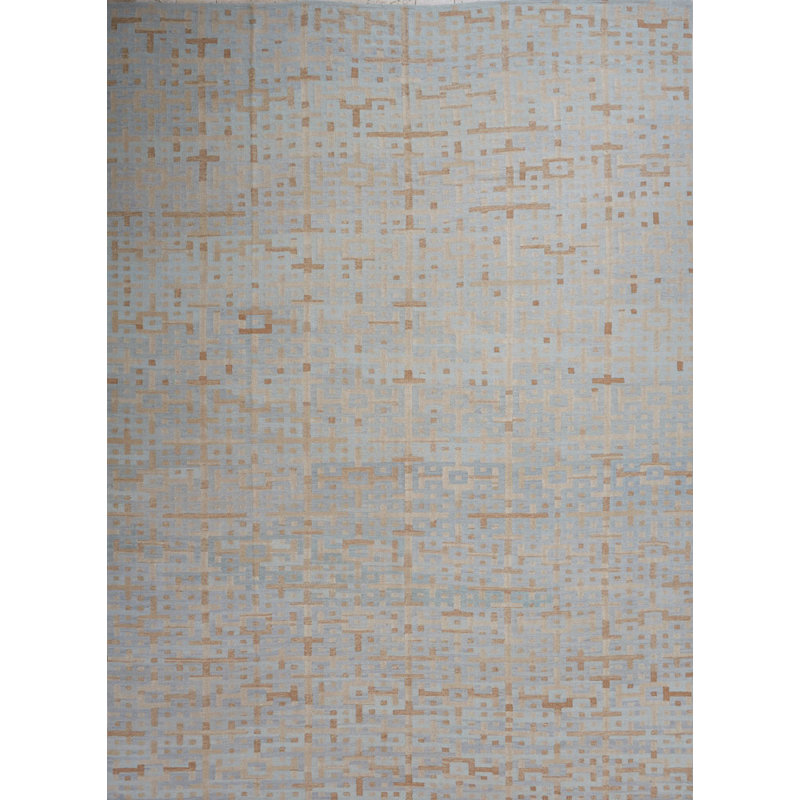 Geometric Area Rug in Light Gray/Brown
