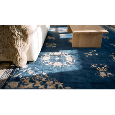 Tapis chinois antique bleu marine