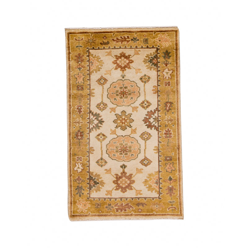 Hand Woven Wool Oriental Area Rug