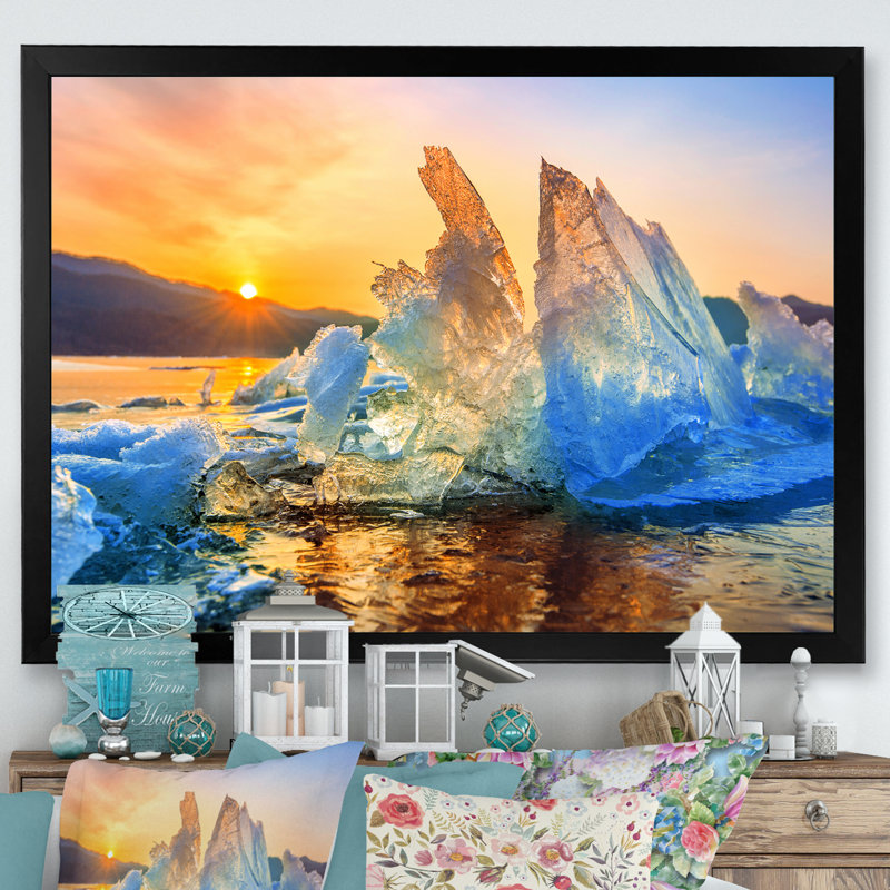 «Mini Iceberg» de l'Alaska sur toile, H 30 po x l 40 po x P 1,5 po, Cadre photo noir