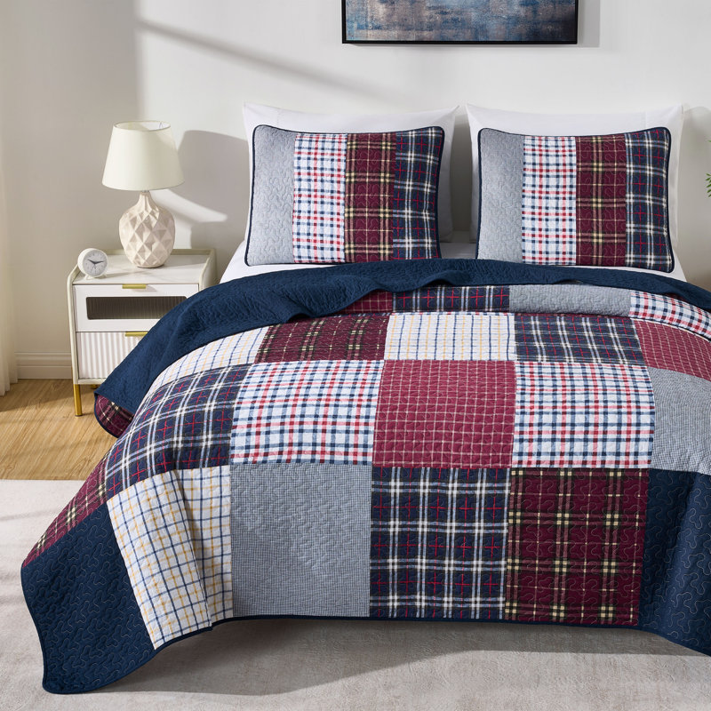 Checkered Patchwork Cotton Quilt Set, Queen Quilt + 2 Shams