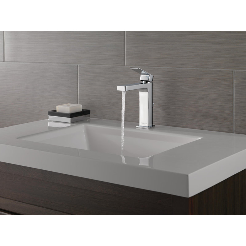 Xander Single-Hole Single-handle Bathroom Faucet with Drain Assembly, Chrome