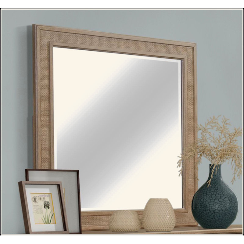 Miroir en verre biseauté couleur canne couleur sable - bois d'hévéa, monté sur une commode, 40 po x 40 po