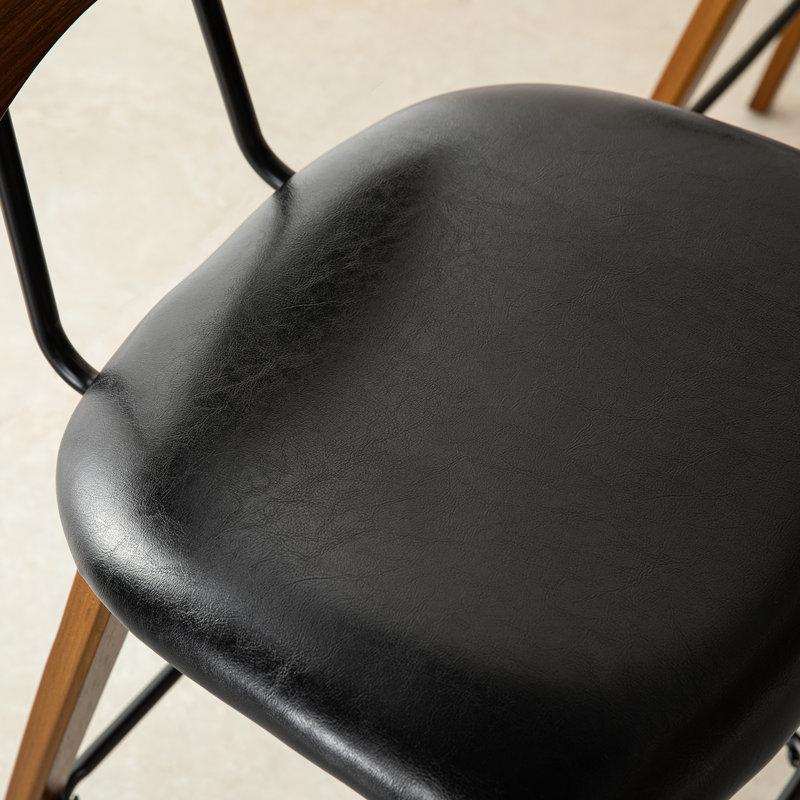 Tabouret de comptoir 27 po en similicuir noir 