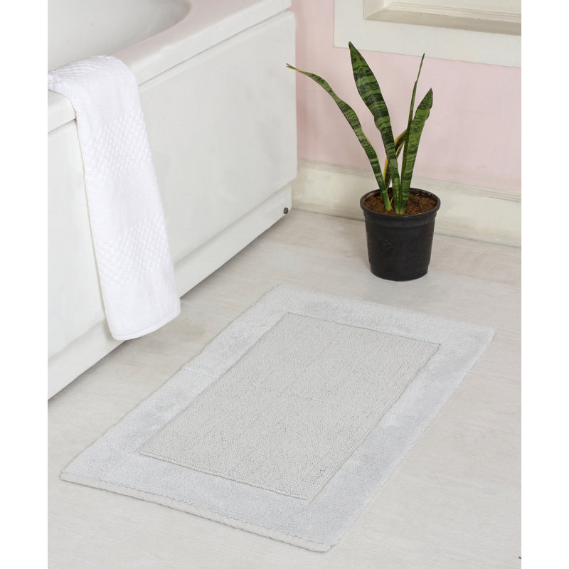 Tapis de bain Levaughn, Argent
