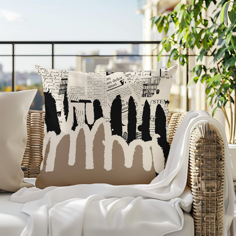 Oreiller carré réversible intérieur / extérieur Kisha, H 15 po x l 15 po, Beige / noir / blanc cassé abstrait