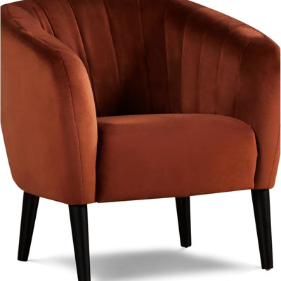 Superbe chaise d'appoint conçue en orange brûlé avec structure en bois d'acier, 30 po x 30 po x 32 po, 40 lb, pieds fuselés noirs, conception audacieuse, 30 po de largeur, profondeur, 32 po de hauteur, bois