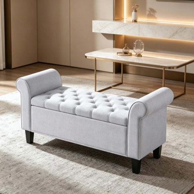 Banc de rangement touffeté à accoudoirs roulés