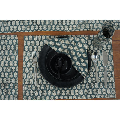  Napperons décoratifs 13 X 19 pouces - Tapis de salle à manger élégants pour la maison et le restaurant, Tulsi Buti