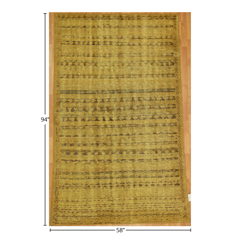 Rectangle 4'10" X 7'10" Area Rug