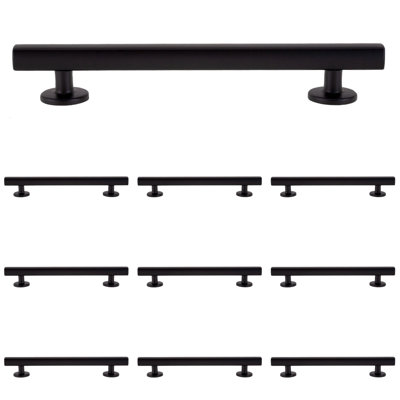 Flynn Bar Drawer Pull