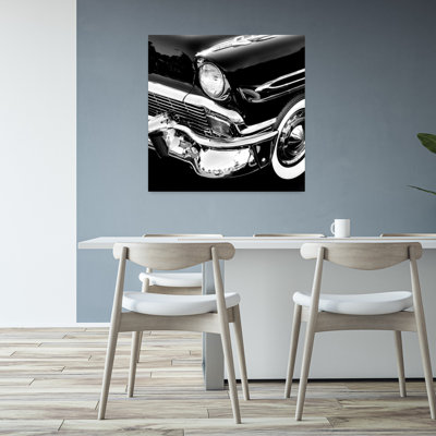 Voiture rétro, art contemporain