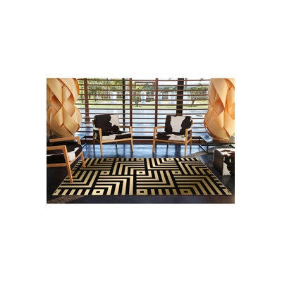 Black Toned Geometric Patterned Rug