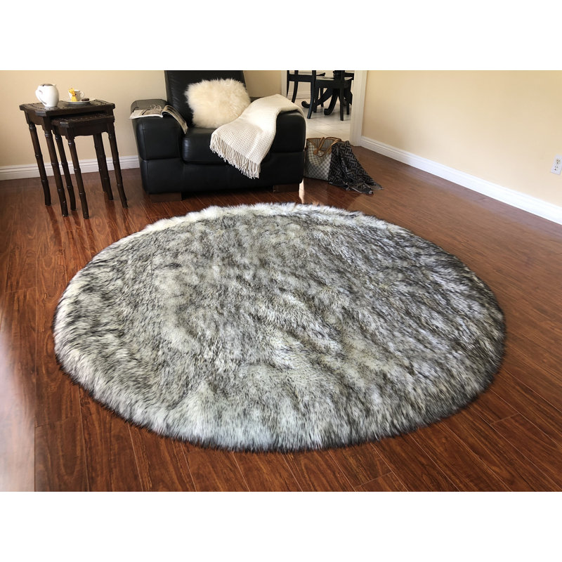 Tapis gris Wiedman, Rond 12 pi