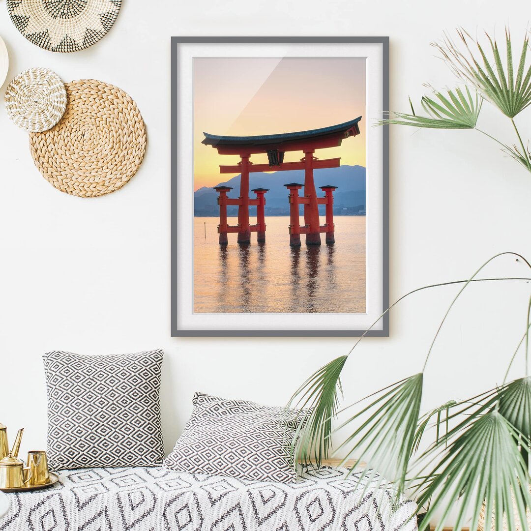 Gerahmtes Poster Itsukushima Schwimmendes Torii-Tor