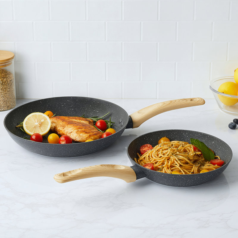 Aluminum Non-Stick Skillet, 8"" 