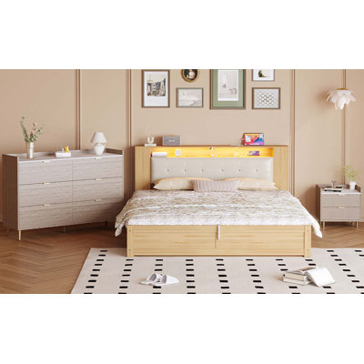 Ensemble de chambre à coucher 3 pièces avec lit plateforme tapissier grand capitonné avec veilleuses activées par le mouvement et chargeur USB, table de chevet et commode de rangement moderne, naturel