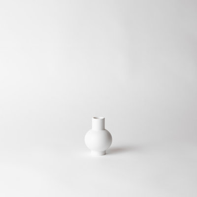 Strøm Vase by Nicholai Wiig-Hansen