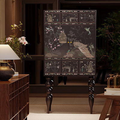 Armoire de rangement en bois pratique