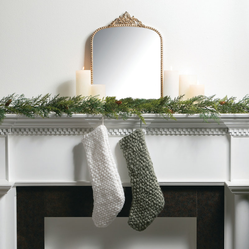 Guirlande de Noël artificielle 9 pi Arborvitae