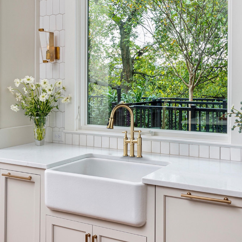SMARTLET Pull Out Kitchen Faucet, Brushed Gold