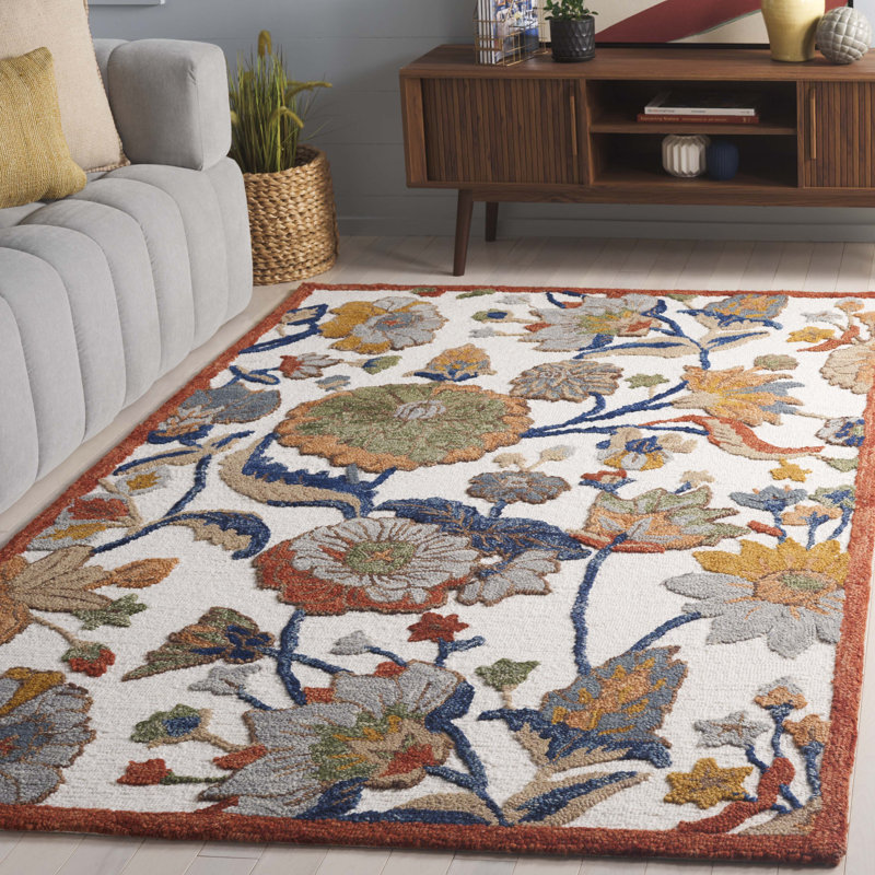 Schwenksville 759 Hand Tufted Wool/Cotton Floral Indoor Use Only Rug in Ivory/Green, Rectangle 5' x 8'