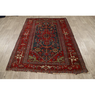 Tapis unique en laine noué à la main style années 1930 de 4 pi 6 po x 6 pi 1 po en rouge / noir / crème