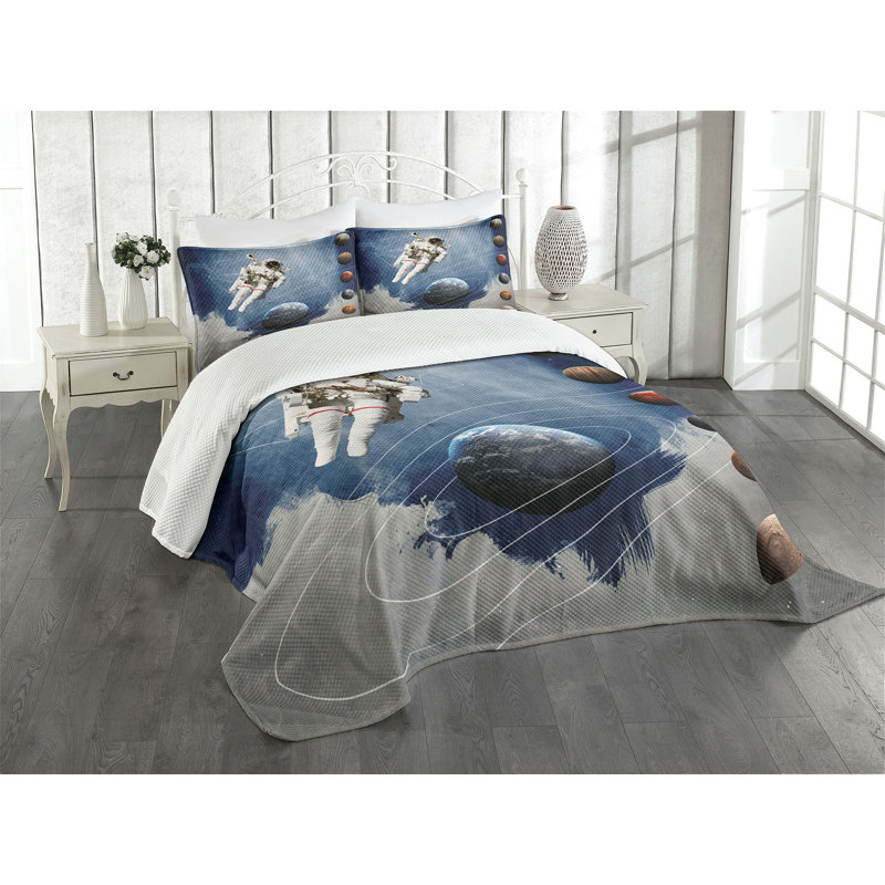 Ambesonne Nebula Bedspread Set Astronaut Planets Space Multicolor, King Coverlet / Bedspread + 2 Standard Shams